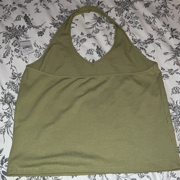 American Eagle Cropped Halter - L - Picture 2 of 4